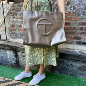 Telfar Medium Bag in Bronze